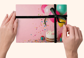 Gutschein vhs Ebersberger Land Fröhliche Feier-Szene mit Ballons, Kuchen, Konfetti und Geschenkboxen im Skizzen-Stil